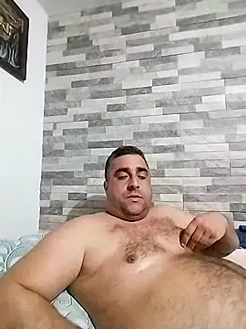 ADRIAN ADI40 online show from March 3, 2026, 6:04 pm