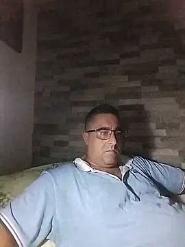ADRIAN ADI40 online show from May 24, 2026, 1:05 am
