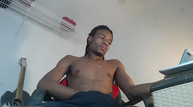 Snapshot of dann_hill chatting on March 18, 2025, 10:04 pm dann hill online show from March 18, 2025, 10:04 pm