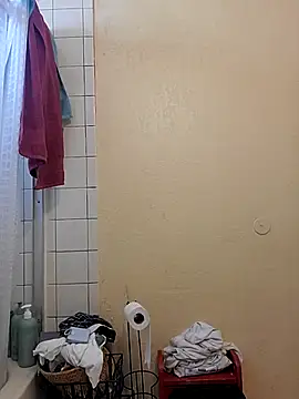 Bigstiffyuh online show from March 19, 2026, 9:04 pm