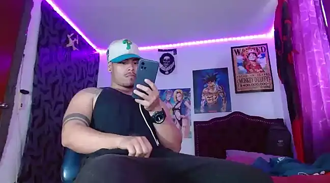 Snapshot of Danielsbigcum chatting on February 18, 2025, 1:44 pm Danielsbigcum online show from February 18, 2025, 1:44 pm