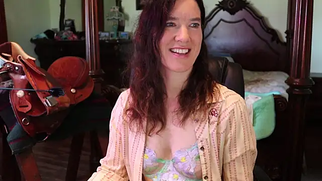 Snapshot of thornburyrose chatting on March 12, 2026, 7:07 pm thornburyrose online show from March 12, 2026, 7:07 pm