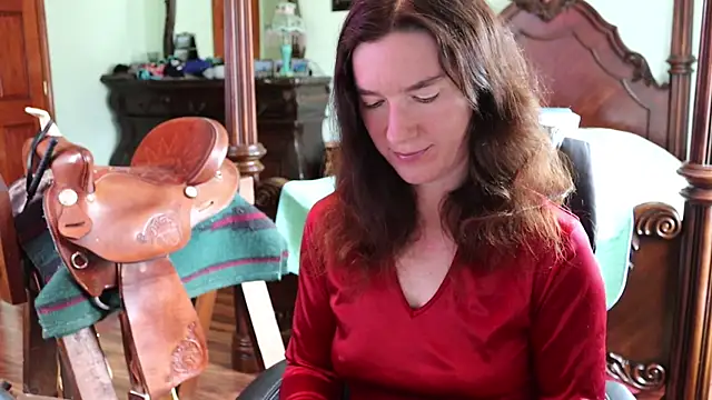 Snapshot of thornburyrose chatting on April 1, 2026, 7:11 pm thornburyrose online show from April 1, 2026, 7:11 pm