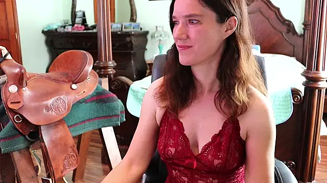 Snapshot of thornburyrose chatting on February 7, 2026, 7:00 pm thornburyrose online show from February 7, 2026, 7:00 pm