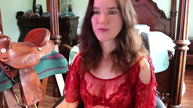 Snapshot of thornburyrose chatting on April 4, 2026, 5:41 pm thornburyrose online show from April 4, 2026, 5:41 pm