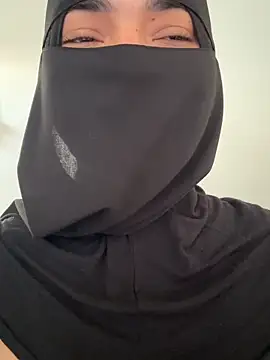 radiagazali online show from November 21, 2025, 6:18 pm