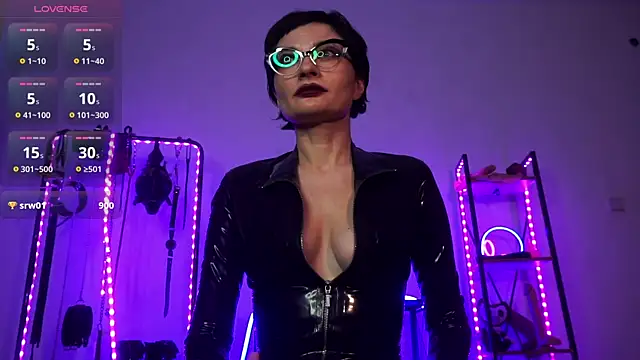 Snapshot of CyberXGoddess chatting on September 16, 2025, 12:11 am CyberXGoddess online show from September 16, 2025, 12:11 am