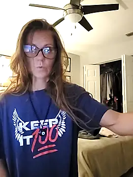 Snapshot of Scarlettishere chatting on December 23, 2025, 4:01 am Scarlettishere online show from December 23, 2025, 4:01 am