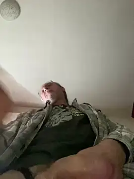 Snapshot of owlbimaik@xh chatting on March 1, 2025, 1:51 pm owlbimaikxh online show from March 1, 2025, 1:51 pm