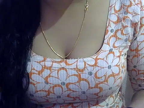 Your wild Dia online show from February 23, 2026, 5:19 am