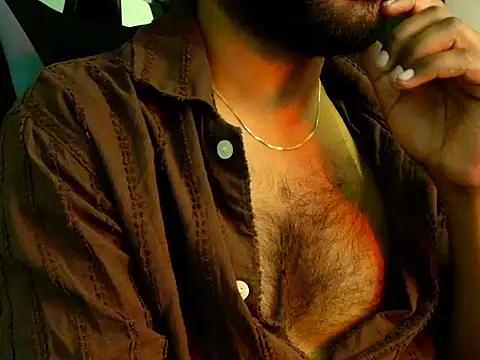 Snapshot of SHENOY3 chatting on May 18, 2026, 8:02 pm SHENOY3 online show from May 18, 2026, 8:02 pm