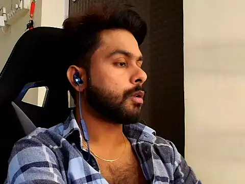 Snapshot of SHENOY3 chatting on March 3, 2026, 5:53 pm SHENOY3 online show from March 3, 2026, 5:53 pm