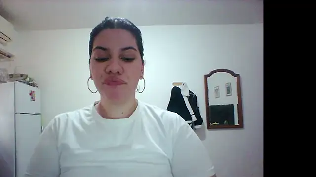Janefruti online show from June 3, 2026, 2:55 pm