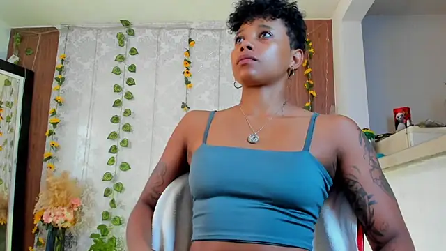 kelly thomson online show from May 24, 2026, 2:28 pm