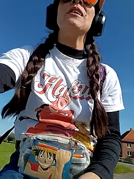 Snapshot of tinny_williams chatting on October 2, 2025, 11:57 am tinny williams online show from October 2, 2025, 11:57 am