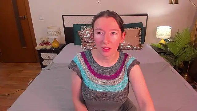 CatherineWalls online show from July 28, 2026, 2:52 am