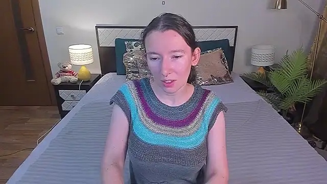 CatherineWalls online show from July 27, 2026, 2:40 am