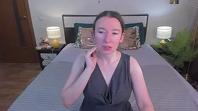 CatherineWalls online show from July 30, 2026, 3:05 am