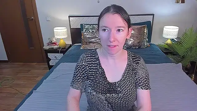CatherineWalls online show from June 13, 2026, 3:15 am