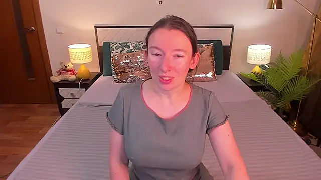 CatherineWalls online show from July 19, 2026, 4:54 am