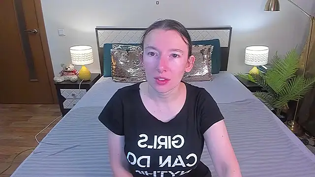 CatherineWalls online show from July 15, 2026, 3:46 am
