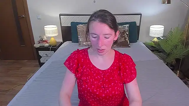 CatherineWalls online show from August 1, 2026, 3:15 am
