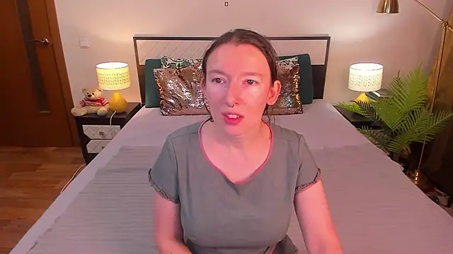 CatherineWalls online show from July 18, 2026, 3:59 am