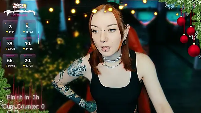 Snapshot of MaxPhoenixx chatting on December 19, 2025, 11:12 am MaxPhoenixx online show from December 19, 2025, 11:12 am