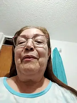 Vicky Rosse online show from October 24, 2025, 1:32 pm