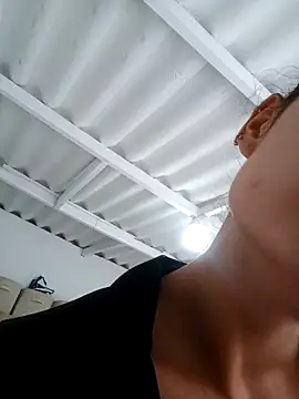 pretty alana online show from April 16, 2026, 1:34 pm