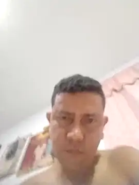 Snapshot of Lachuchaenlacara1988 chatting on November 6, 2025, 3:10 am Lachuchaenlacara1988 online show from November 6, 2025, 3:10 am