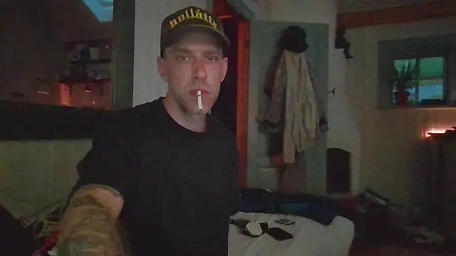Snapshot of Stock-Holmes chatting on June 20, 2026, 12:59 am Stock-Holmes online show from June 20, 2026, 12:59 am