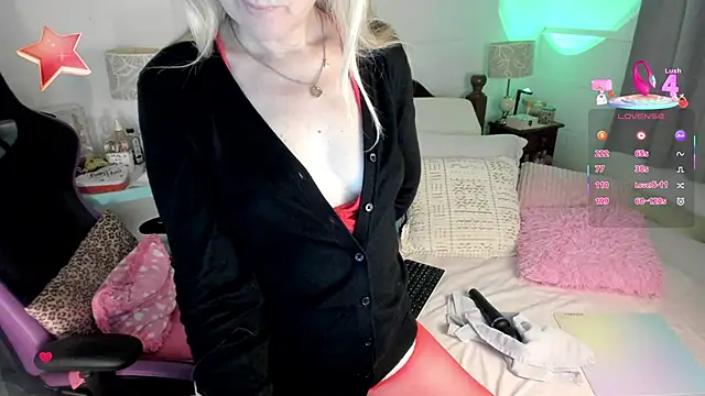 Snapshot of 1Sweetnina chatting on April 20, 2026, 8:10 pm 1Sweetnina online show from April 20, 2026, 8:10 pm