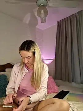 Snapshot of 1Sweetnina chatting on April 23, 2026, 8:21 pm 1Sweetnina online show from April 23, 2026, 8:21 pm