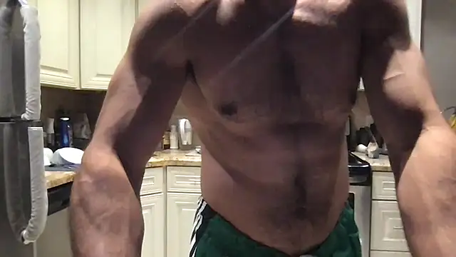 BigGuyMuscle online show from February 1, 2026, 9:51 am