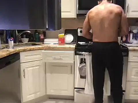 Snapshot of BigGuyMuscle chatting on March 14, 2025, 2:20 am BigGuyMuscle online show from March 14, 2025, 2:20 am