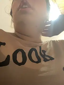 Snapshot of annarose19 chatting on April 28, 2026, 4:33 pm annarose19 online show from April 28, 2026, 4:33 pm