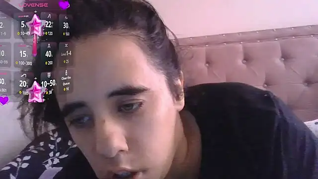 Snapshot of annarose19 chatting on May 28, 2026, 6:03 pm annarose19 online show from May 28, 2026, 6:03 pm