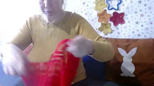 QueenLana online show from May 30, 2026, 7:47 am