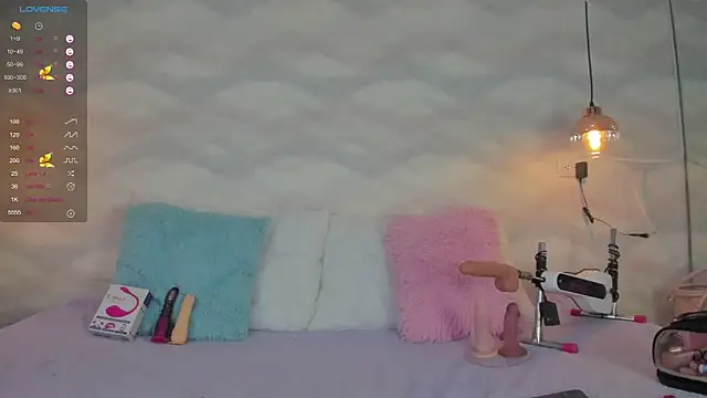 danaythamara1 online show from January 8, 2026, 9:10 pm