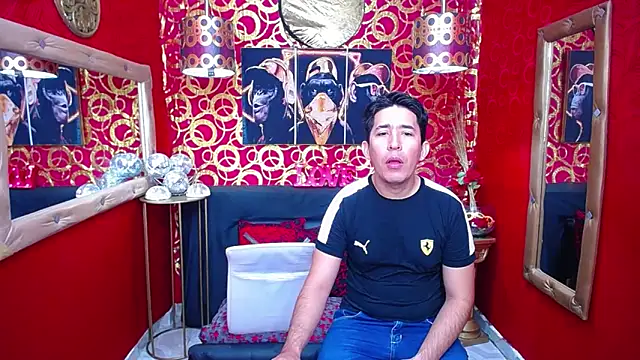 Snapshot of shannentrans chatting on February 26, 2025, 1:22 pm shannentrans online show from February 26, 2025, 1:22 pm