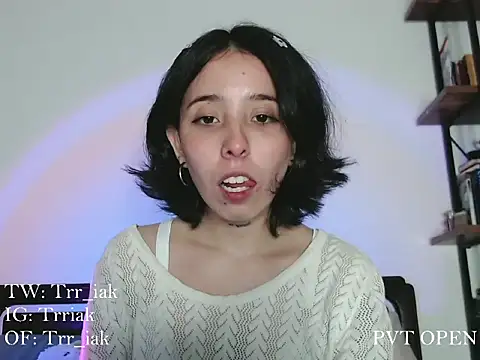 babyluna 8 8 online show from November 21, 2025, 12:31 am