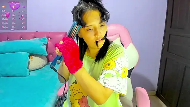 Snapshot of crissn0707 chatting on March 12, 2026, 12:27 am crissn0707 online show from March 12, 2026, 12:27 am