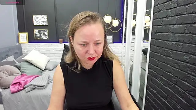 Snapshot of GabrielGold chatting on December 19, 2024, 8:55 pm GabrielGold online show from December 19, 2024, 8:55 pm