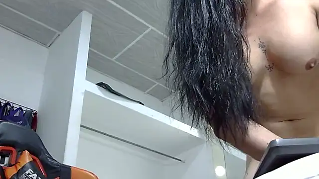 Snapshot of EvaTiffany chatting on February 27, 2026, 3:40 am EvaTiffany online show from February 27, 2026, 3:40 am