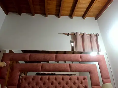 briana wonder69xxx online show from March 21, 2026, 2:43 pm