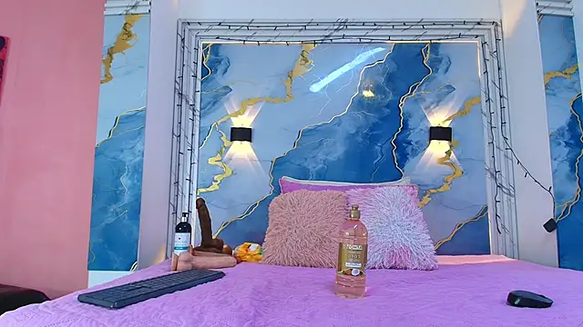 Snapshot of lorrayne_ chatting on January 16, 2026, 12:09 pm lorrayne online show from January 16, 2026, 12:09 pm