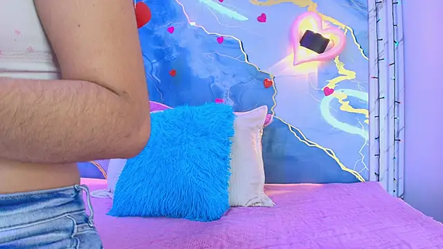 Snapshot of lorrayne_ chatting on February 28, 2026, 12:16 pm lorrayne online show from February 28, 2026, 12:16 pm