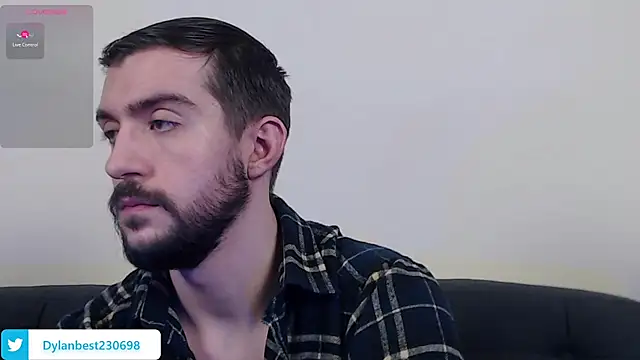 Snapshot of Dylan_Best chatting on February 25, 2025, 2:47 am Dylan Best online show from February 25, 2025, 2:47 am