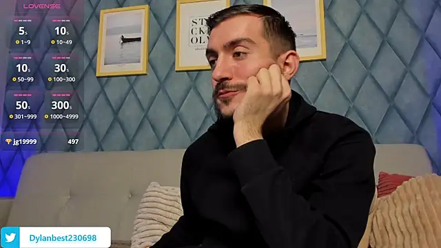 Snapshot of Dylan_Best chatting on March 19, 2025, 1:51 pm Dylan Best online show from March 19, 2025, 1:51 pm